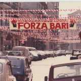 ...Bari era tutta tinta di biancorosso